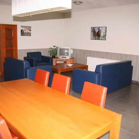 Type F Comfort 12 Persoons Bungalow *
