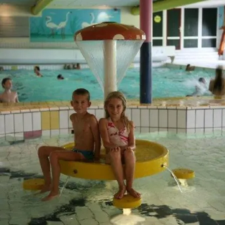 Type F Comfort 12 Persoons Bungalow Terwolde